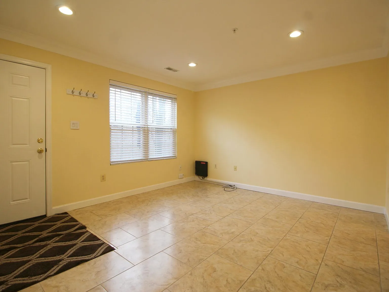 10148 Reprise Dr — Photo 4