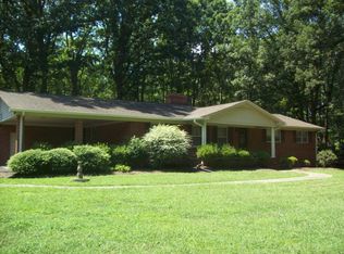 1019 Greenway Ln, Halifax, VA 24558