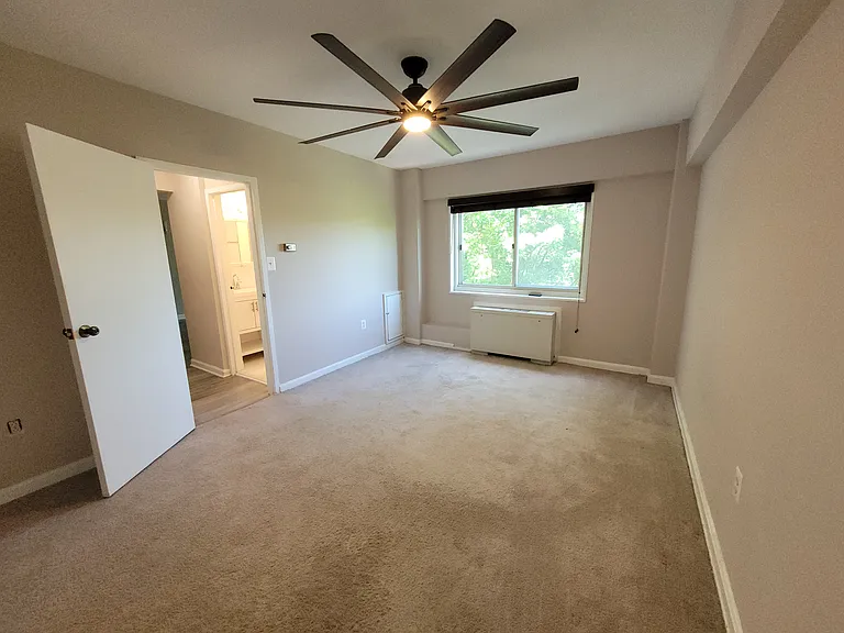5315 Connecticut Ave NW #502 — Photo 13