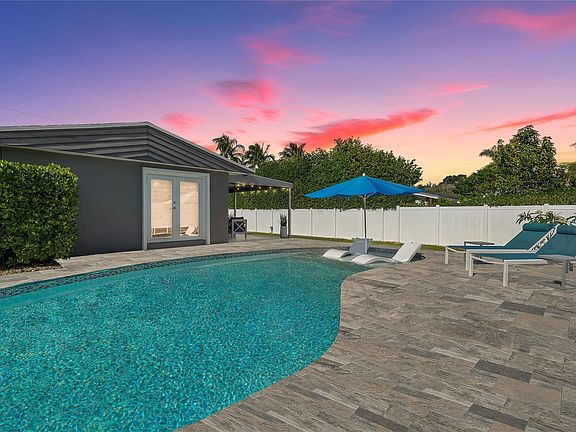 4th image of 2714 Coral Shores Drive