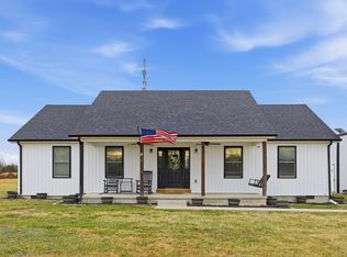 862 Peasticks Rd, Owingsville, KY 40360