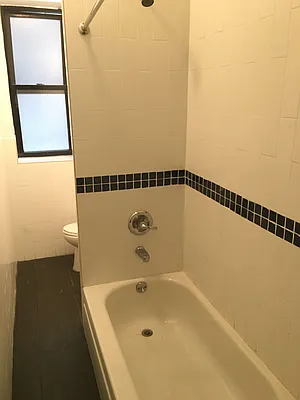 Rented by Crosstown Apartments NYC | media 13
