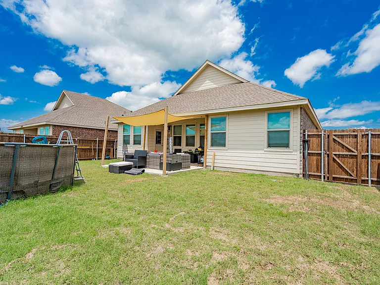 1034 Manuel Dr — Photo 27