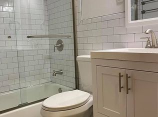 1000 N Osborne Blvd, Racine, WI 53405