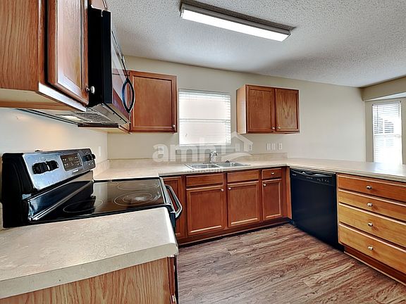 3rd image of 4952 Lighthouse Ct