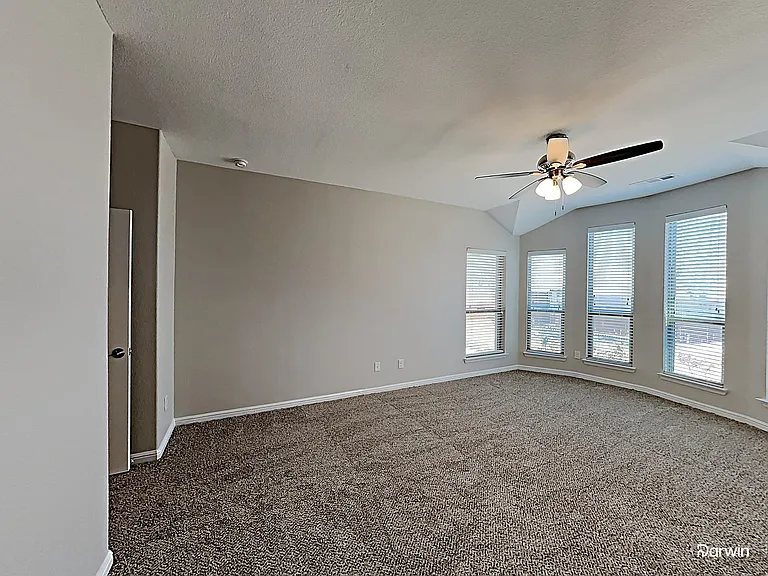 1025 Prairie Heights Dr — Photo 7
