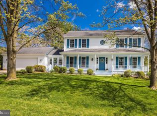 10208 Yellow Pine Dr, Vienna, VA 22182