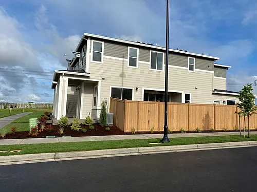 8092 SE Bridge Ln Photo 1