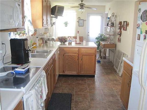 5th image of 3709 Laurel Cherry Ln