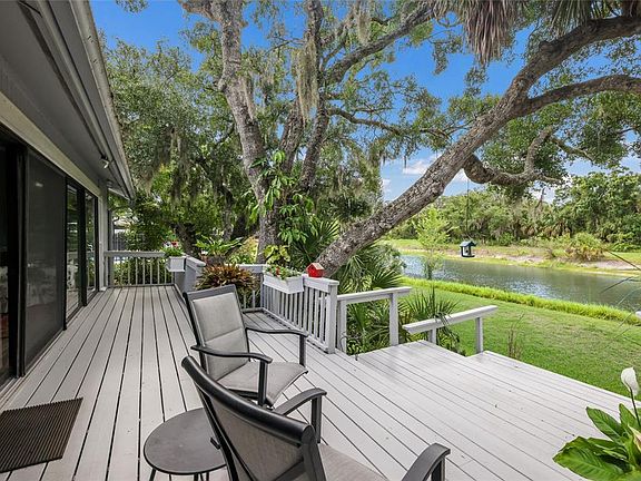 5th image of 851 FAULKWOOD COURT