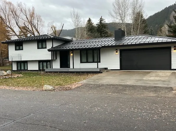 450 E Deloney Ave, Jackson, WY 83001