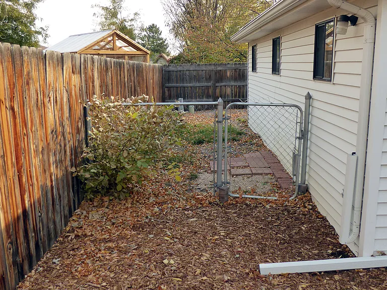 331 Juniper Pl — Photo 23