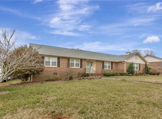 1304 Hanover Rd, Anderson, SC 29621
