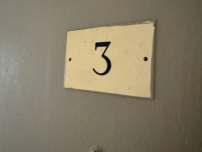 84 Gardner St #3 — Photo 6