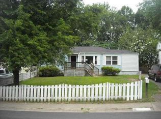 1260 Banberry Rd, Marietta, GA 30067