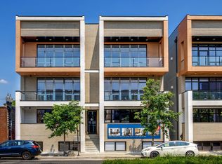 2444 W Irving Park Rd #2W, Chicago, IL 60618