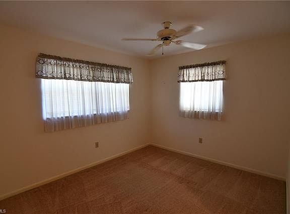 5th image of 440 Forest Ave