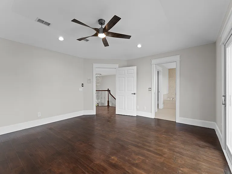 2407 Country Club Dr — Photo 11