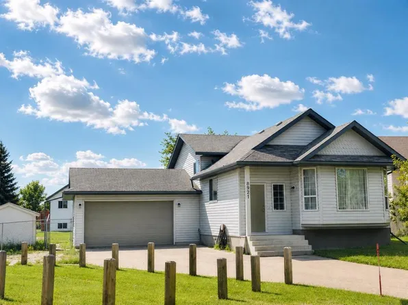 8921 S 65th Ave, Grande Prairie, AB T8W 2K4