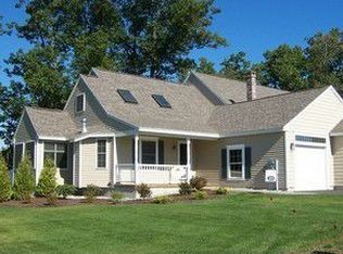 15 Kingfisher Ct, Gorham, ME 04038
