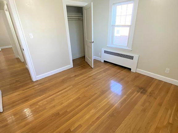 5th image of 451 Washington St #4