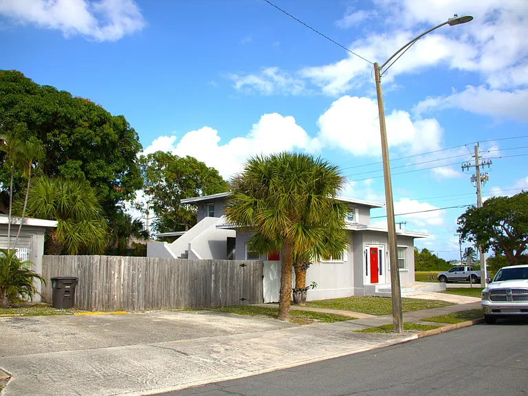 5701 N Flagler Dr — Photo 5