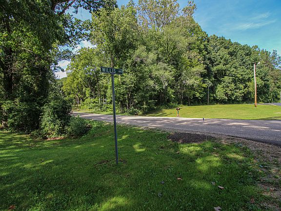 4th image of V/l Millard Rd