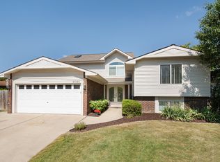 44120 Fair Oaks Dr, Canton, MI 48187