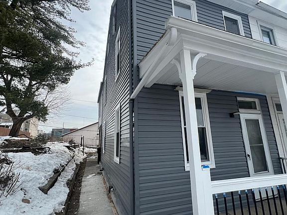 5th image of 1833 Rudy Rd