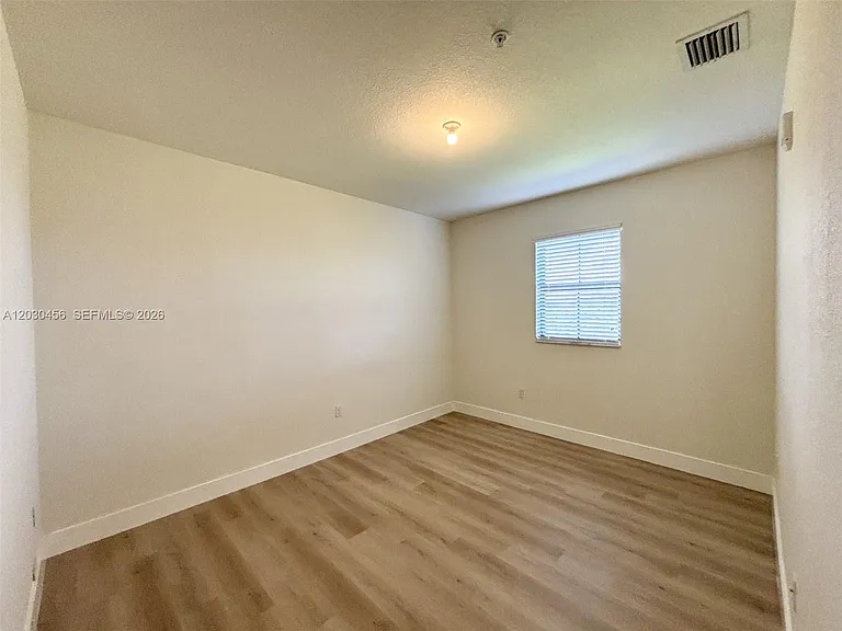 10620 NW 88th St #216 — Photo 10