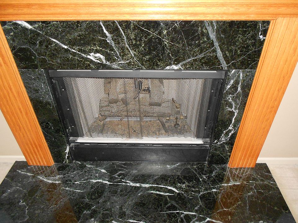 1st image of 8412 Sherwood Dr