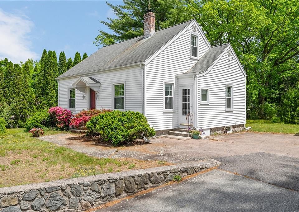 1070 Victory Hwy, North Smithfield, RI 02896 Zillow