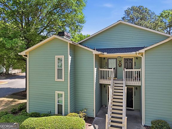 2nd image of 2105 Canyon Point Cir #3204