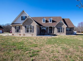 418 Hunters Landing Dr, Manchester, TN 37355