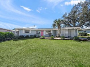 3165 Regatta Cir, Sarasota, FL 34231