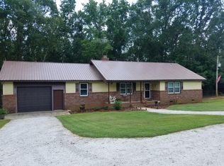 3793 Ekom Beach Rd, Laurens, SC 29360