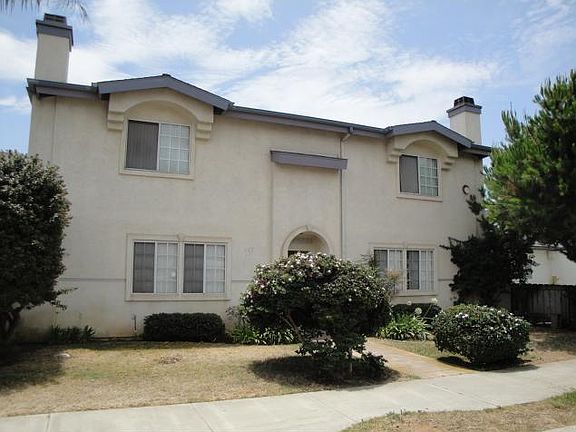 Front of 4 Unit Building, Locked Common Entry.