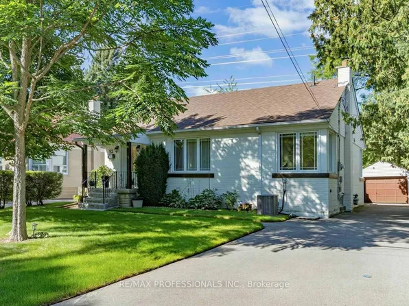 92 Westrose Ave, Toronto, ON M8X 2A3
