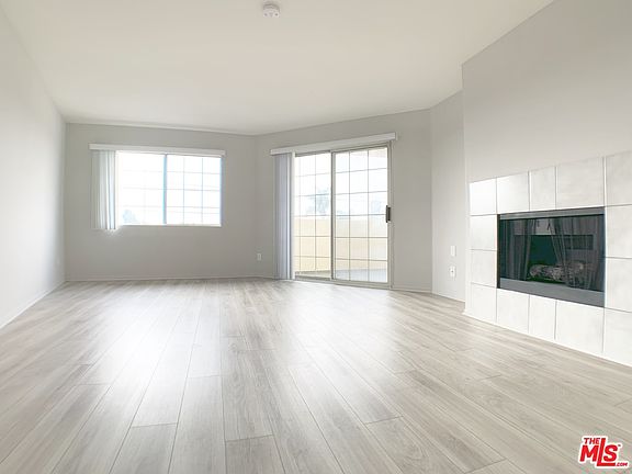 4th image of 4280 Lindblade Dr #302A