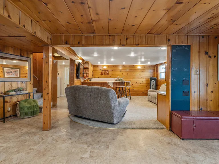 525 Mesa St — Photo 35