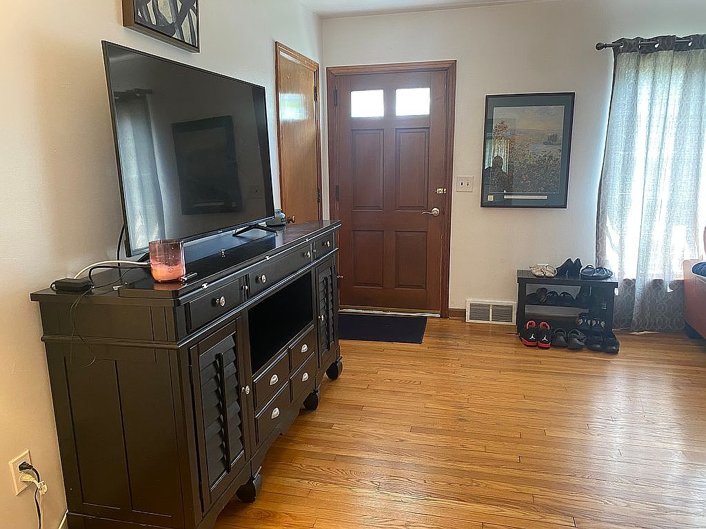 53 Boggess St, Buckhannon, WV 26201 Zillow