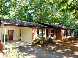 110 Rollingwood St, Central, SC 29630