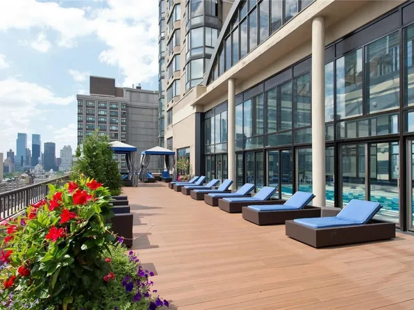 210 East 65th Street image 12 of 13