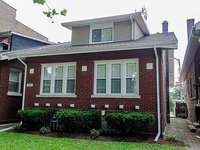 1st image of 7918 S Vernon Ave #1