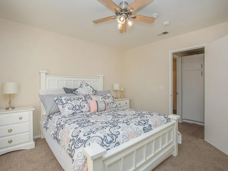 SummerRidge Apartments — Photo 41