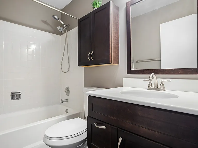 1264 Cranbrook Dr — Photo 11