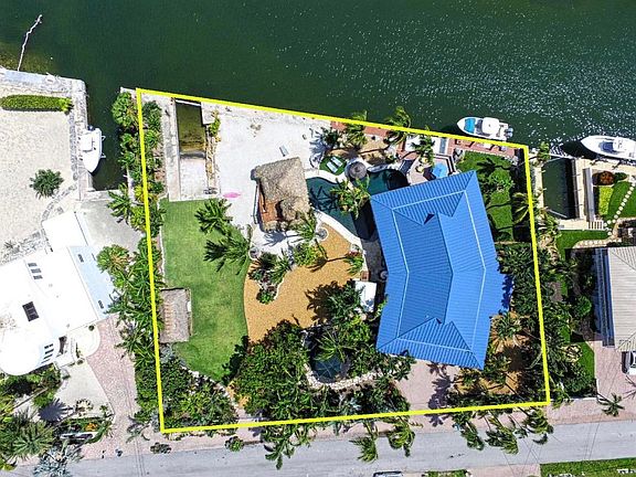 3rd image of 119 Pirates Cove Dr