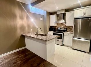 804 Garth St #2, Hamilton, ON L9C4K5