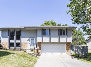 12736 Ellison Ave, Omaha, NE 68164