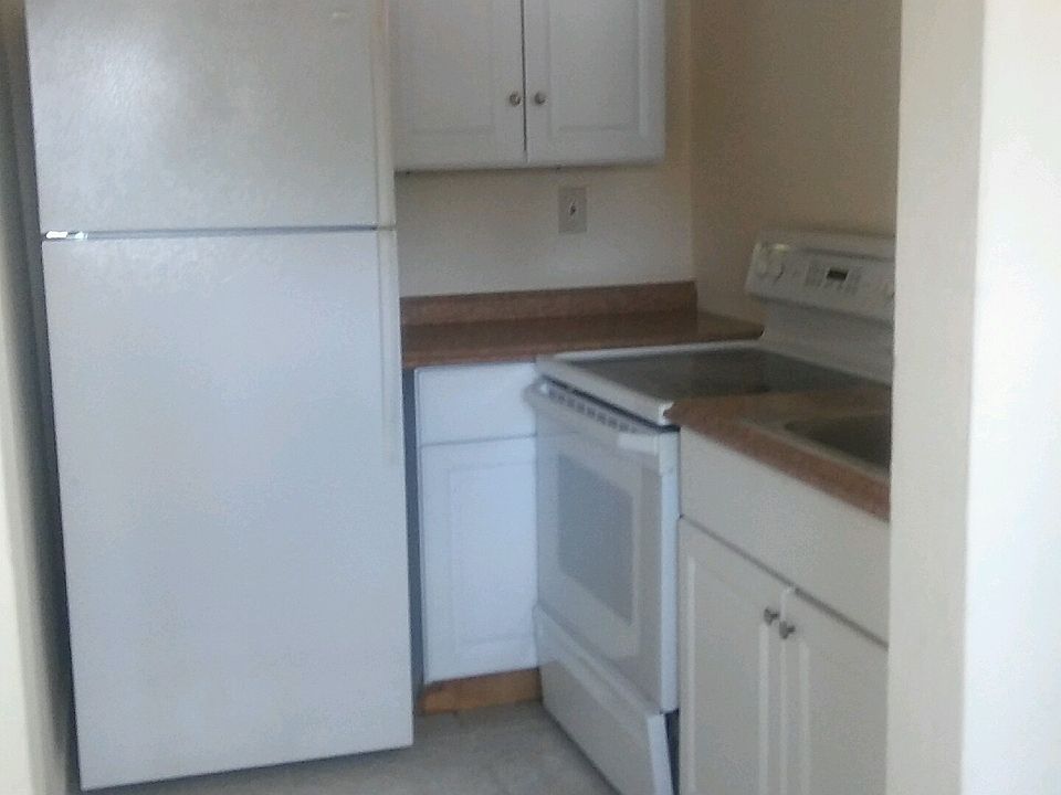 1st image of 3050 NW 21st Ave APT 9